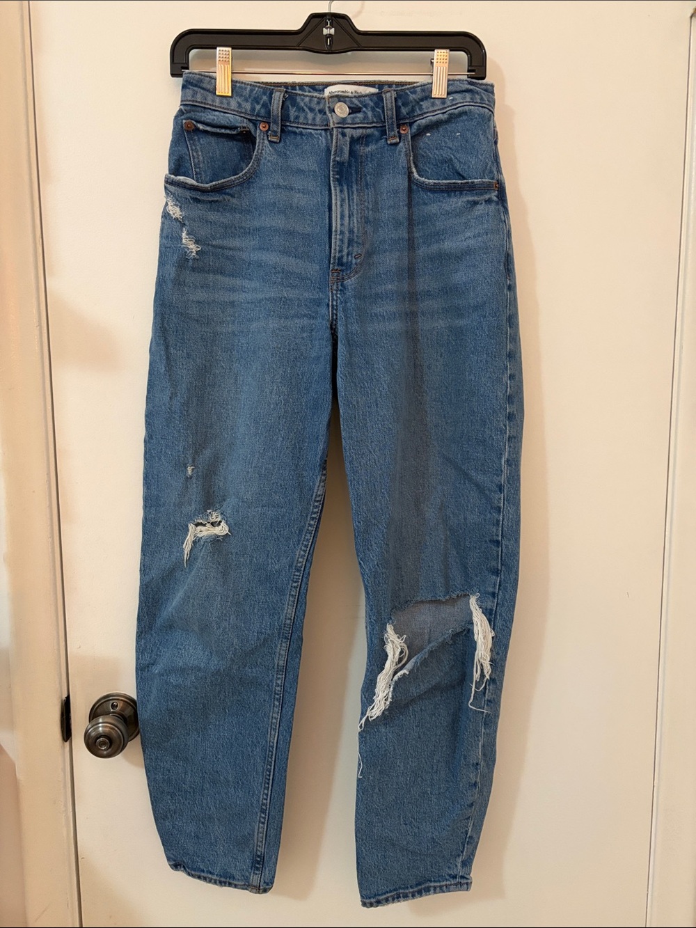 Abercrombie & Fitch Curve Love Distressed Blue 80’s Mom High Rise Jeans